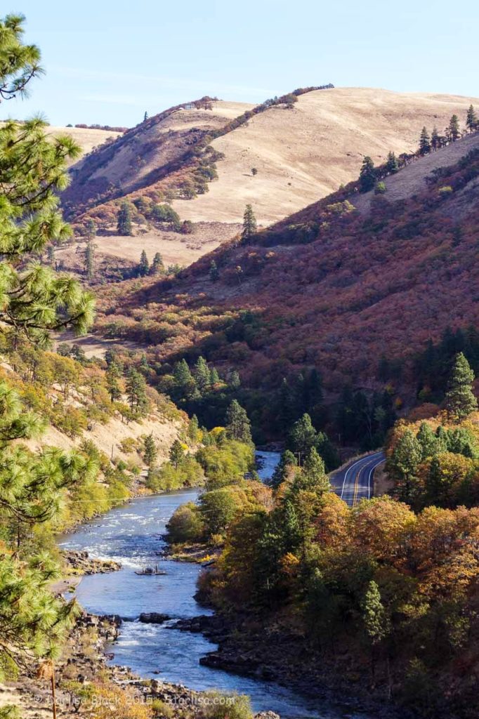 A river running through the middle of a valley.